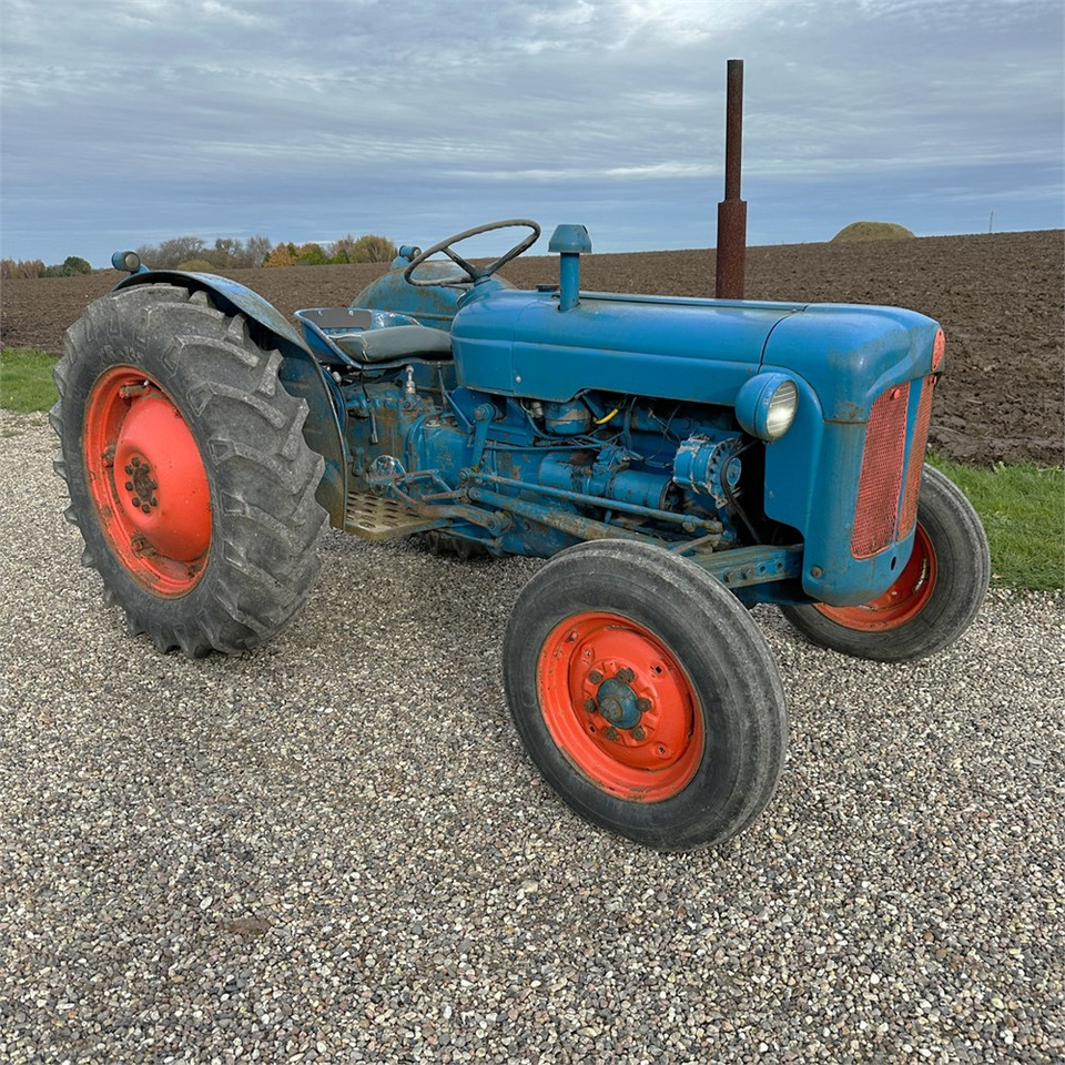 Tractor Ford Dexta T3: foto 8