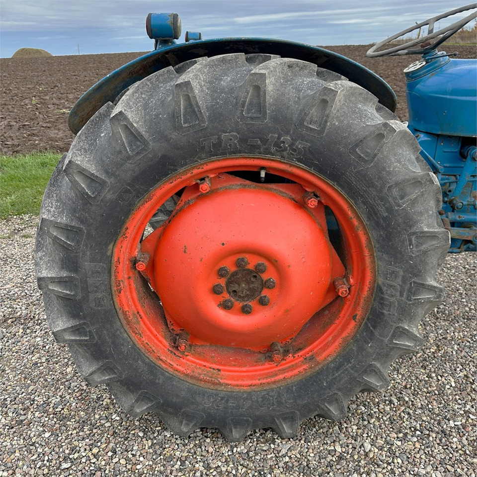Tractor Ford Dexta T3: foto 36