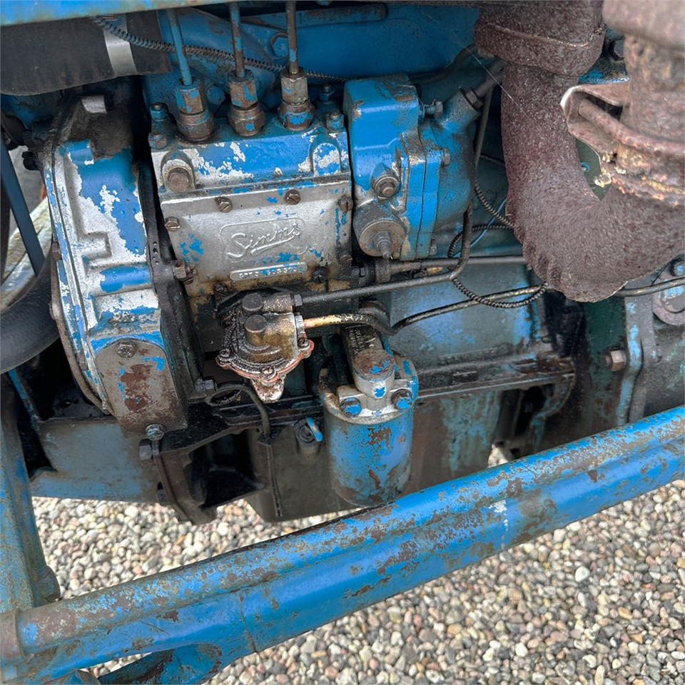 Tractor Ford Dexta T3: foto 19