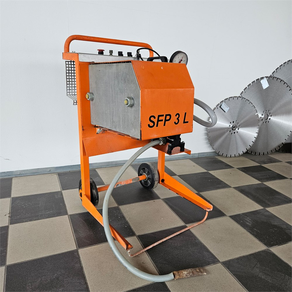 Gölz SFP 3L - Máquina herramienta: foto 1 Gölz SFP 3L - Máquina herramienta: foto 1
