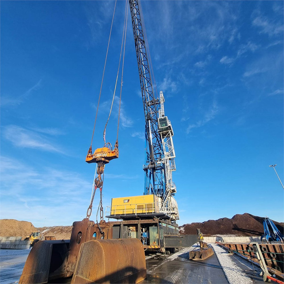 Gottwald HMK 360 E - Grúa torre: foto 3 Gottwald HMK 360 E - Grúa torre: foto 3