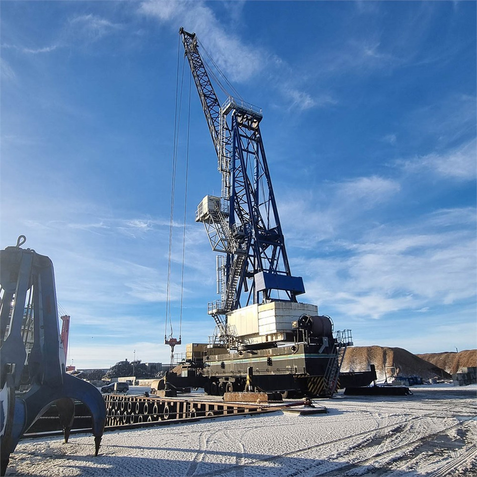 Gottwald HMK 360 E - Grúa torre: foto 2 Gottwald HMK 360 E - Grúa torre: foto 2