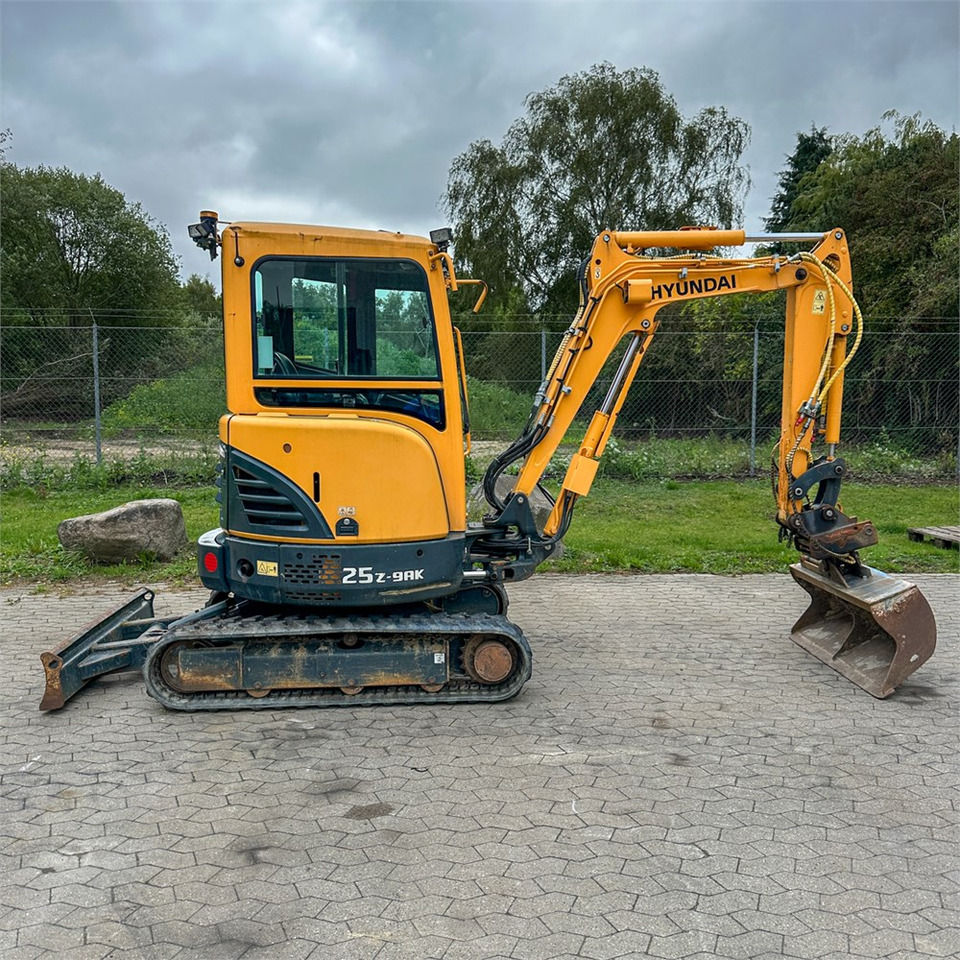 Hyundai Robex 25Z-9AK - Miniexcavadora: foto 5 Hyundai Robex 25Z-9AK - Miniexcavadora: foto 5