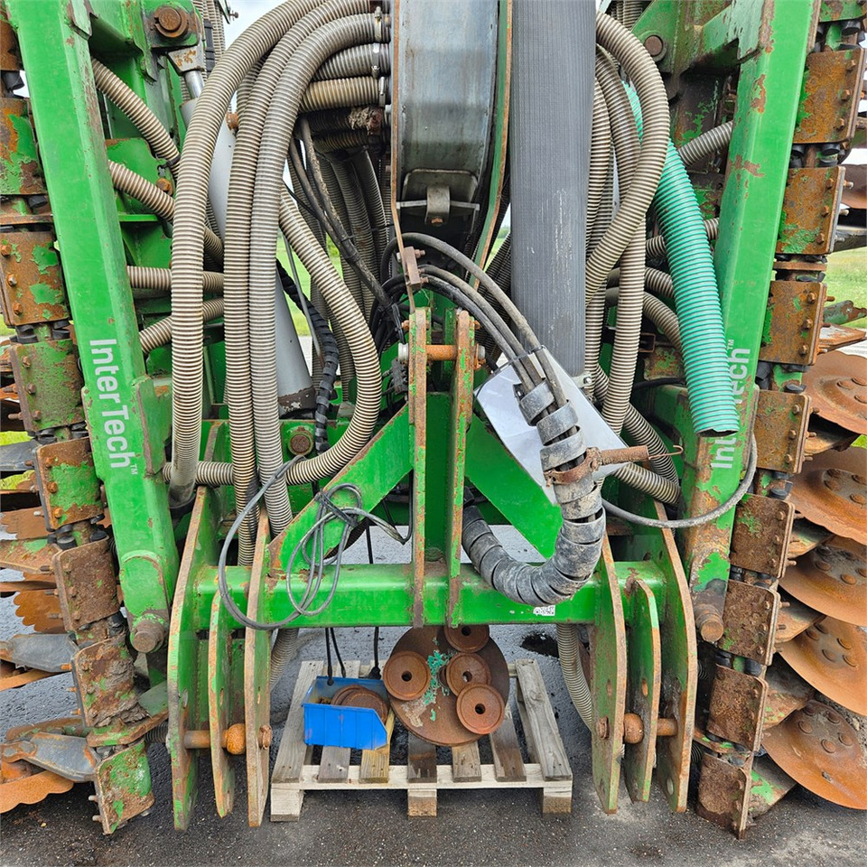 Intertech 7 m - Maquinaria para fertilización: foto 5 Intertech 7 m - Maquinaria para fertilización: foto 5