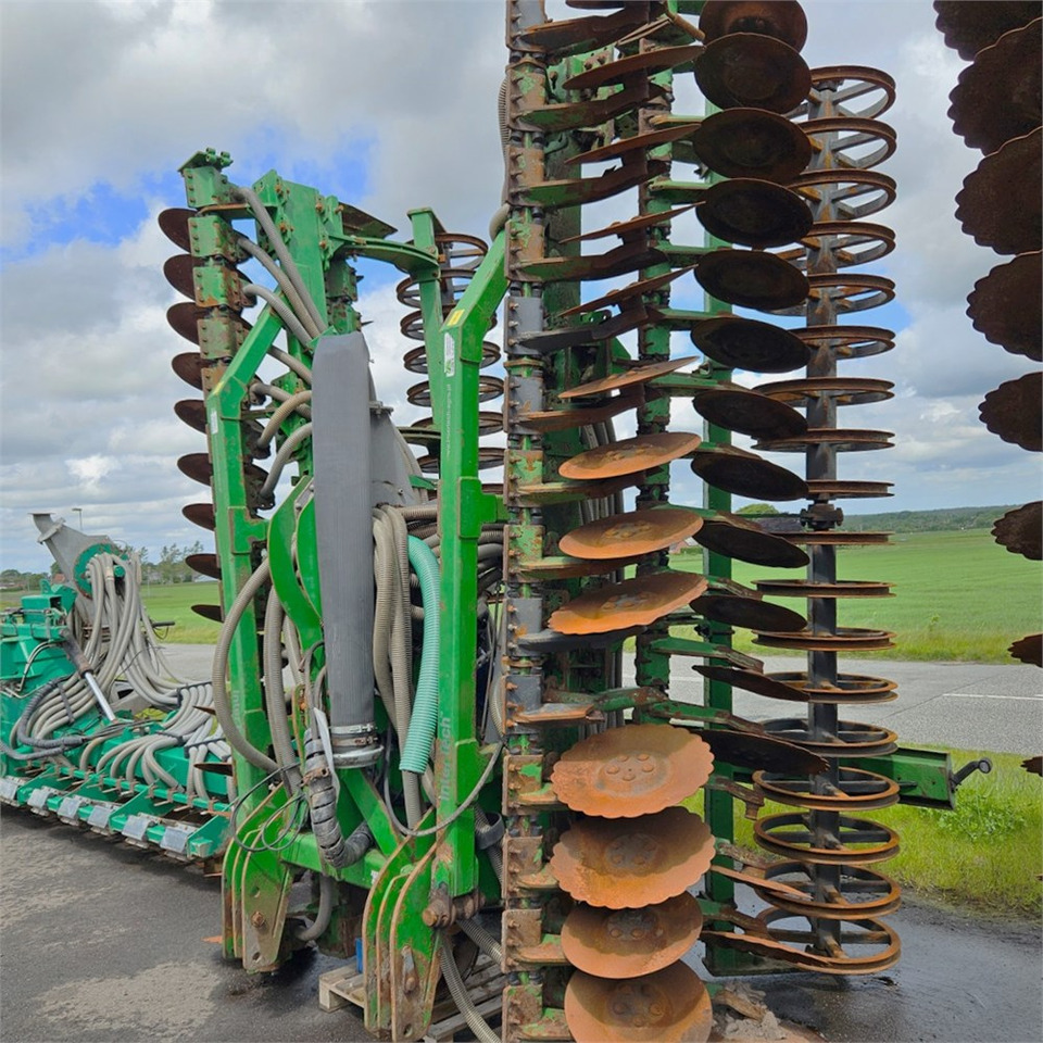 Intertech 7 m - Maquinaria para fertilización: foto 2 Intertech 7 m - Maquinaria para fertilización: foto 2