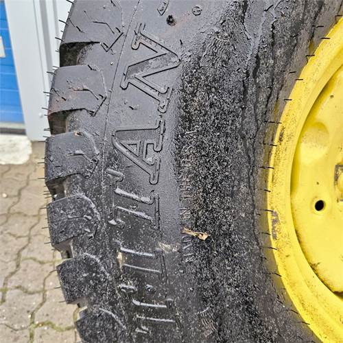 John Deere 2 styk - Tractor: foto 4 John Deere 2 styk - Tractor: foto 4