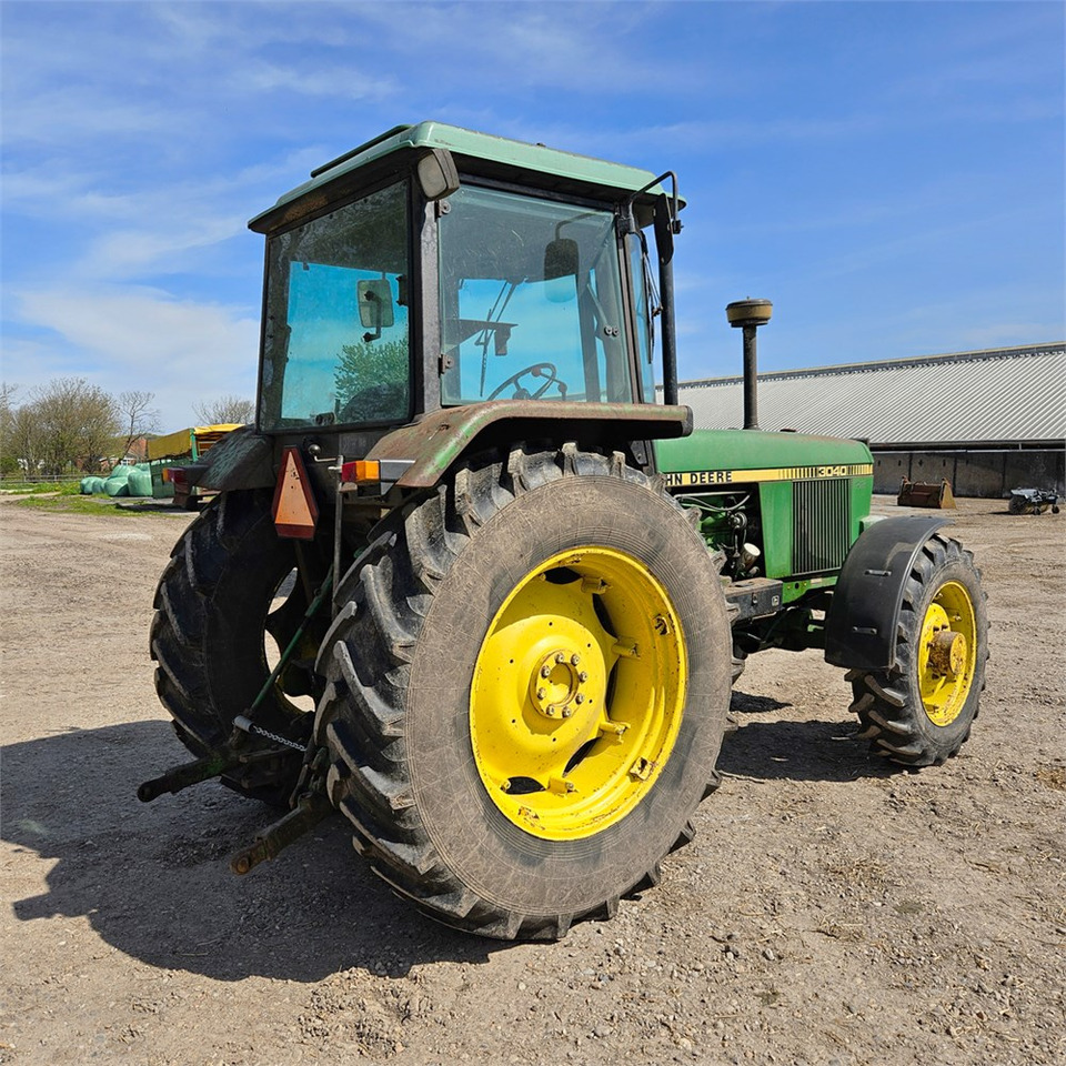 John Deere 3040 - Tractor: foto 5 John Deere 3040 - Tractor: foto 5
