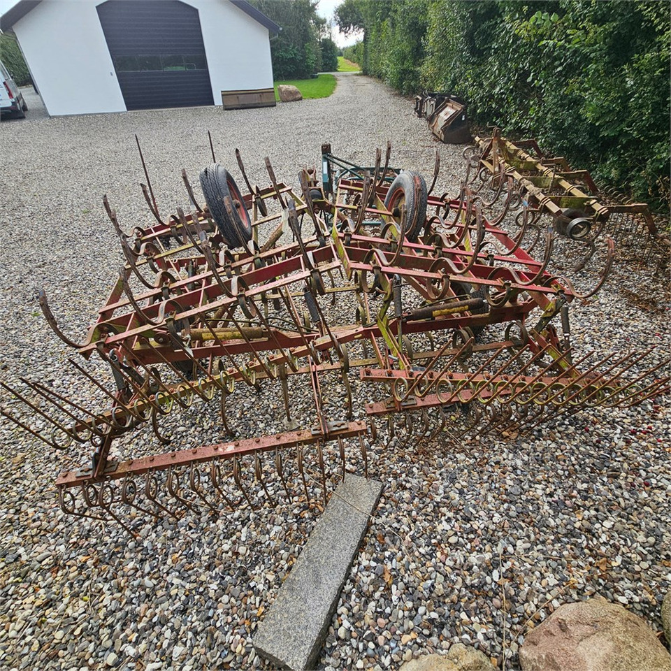 Kongskilde S60 29 - Cultivador: foto 5 Kongskilde S60 29 - Cultivador: foto 5