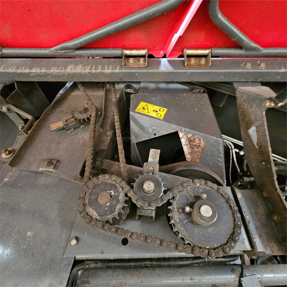 Cosechadora Massey Ferguson Centora 7282: foto 38