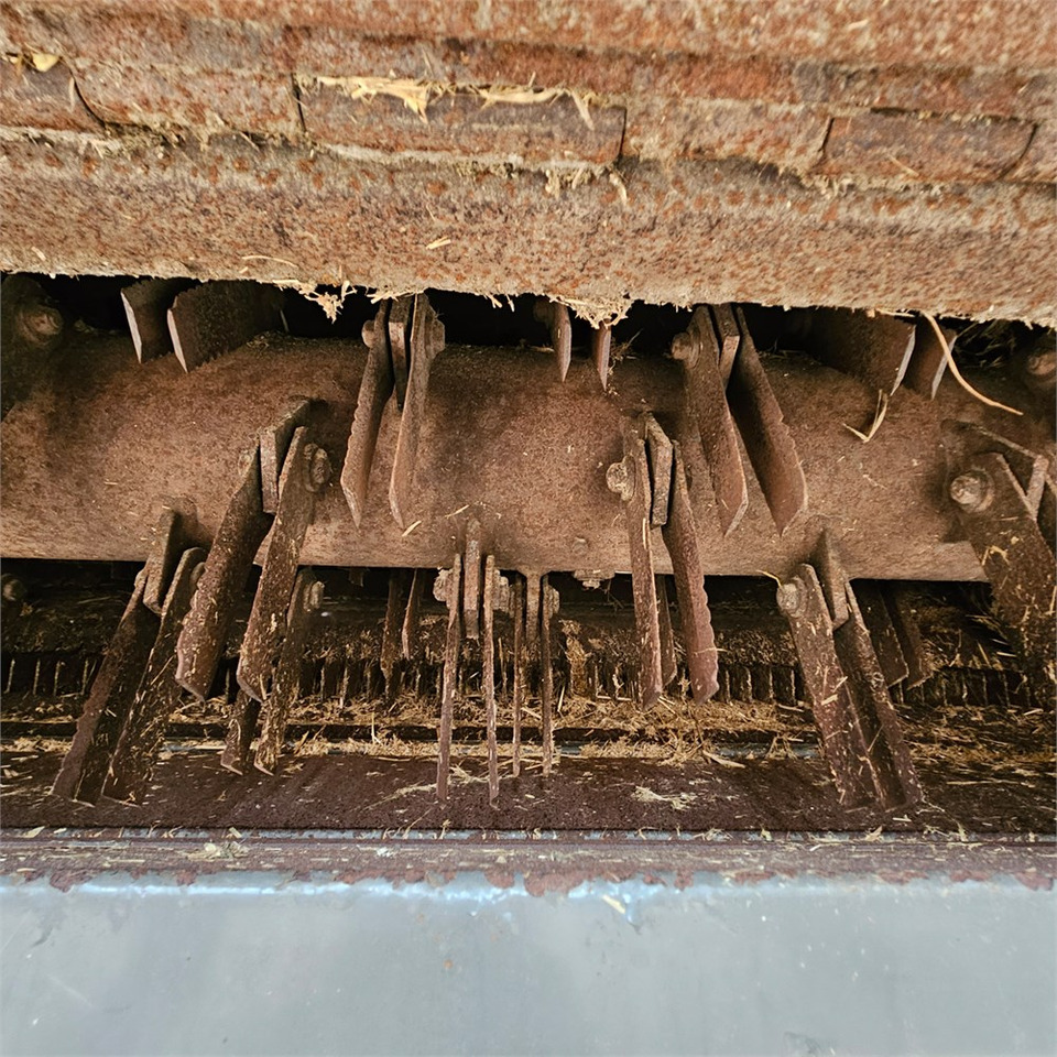 Cosechadora Massey Ferguson Centora 7282: foto 45