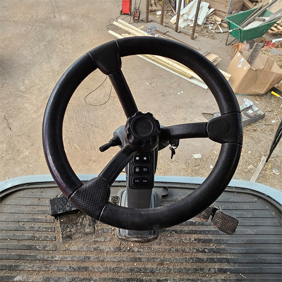 Cosechadora Massey Ferguson Centora 7282: foto 23