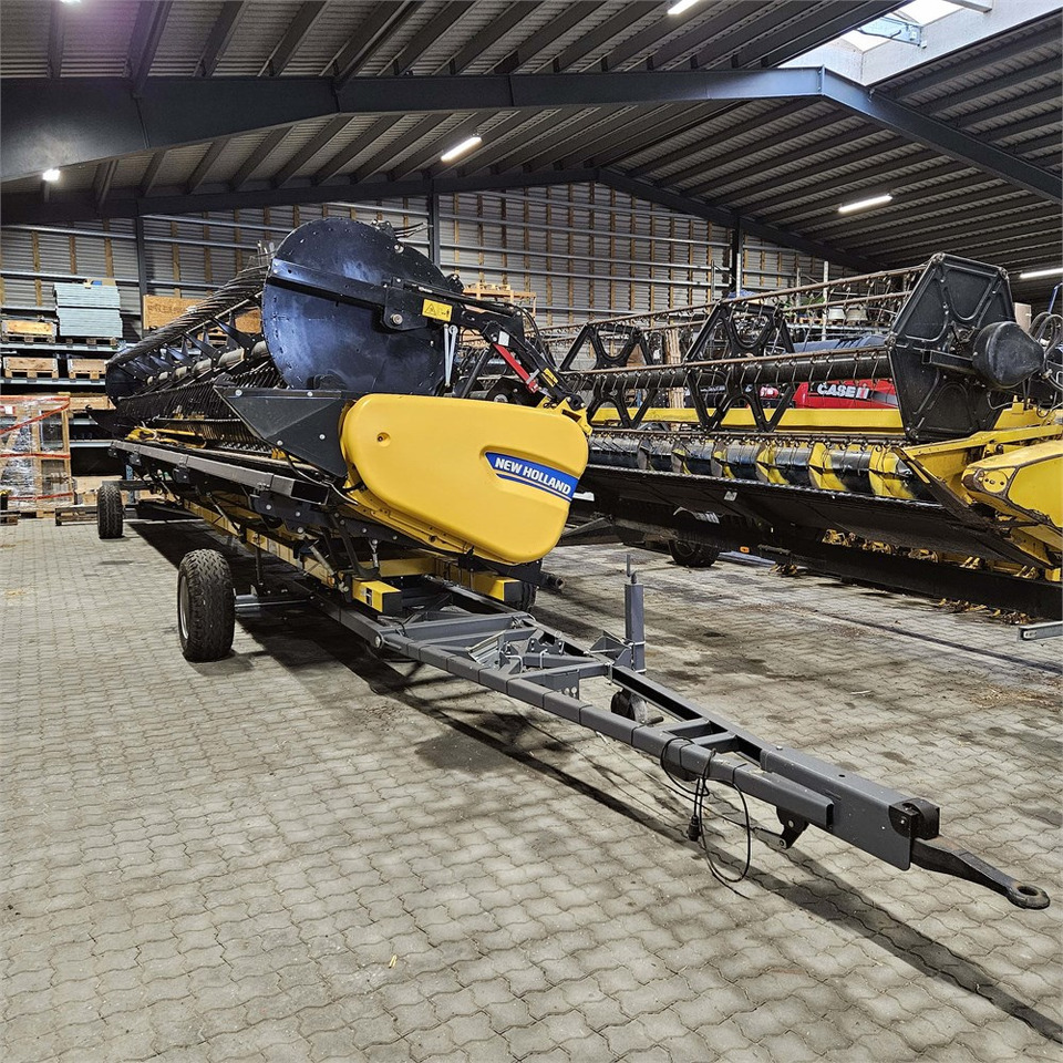 New Holland CT14 - Cosechadora: foto 1 New Holland CT14 - Cosechadora: foto 1