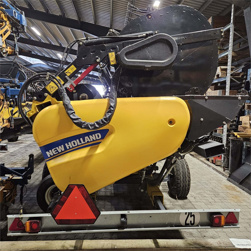 New Holland CT14 - Cosechadora: foto 5 New Holland CT14 - Cosechadora: foto 5