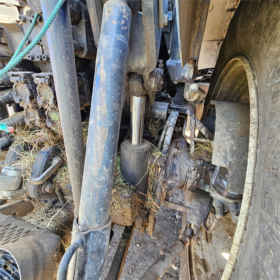 Tractor New Holland T7.235 Power Command: foto 39