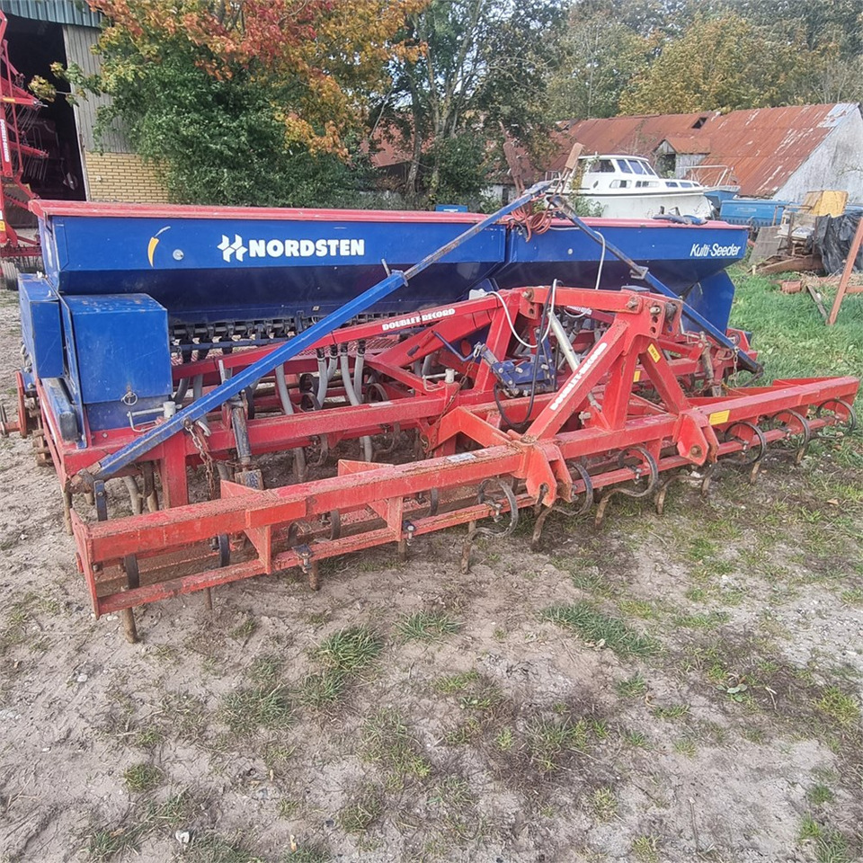 Nordsten Kulti-seeder - Maquinaria de siembra: foto 3 Nordsten Kulti-seeder - Maquinaria de siembra: foto 3