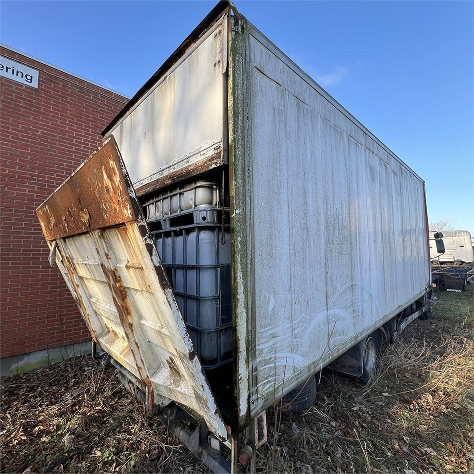 Renault 220 - Camión caja cerrada: foto 4 Renault 220 - Camión caja cerrada: foto 4