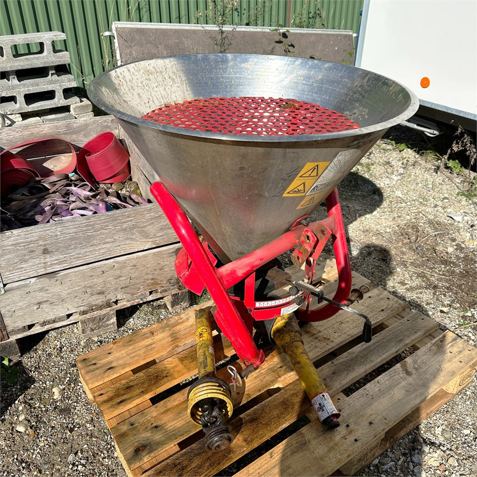 Rondini Toy P 160 - Esparcidor de sal: foto 2 Rondini Toy P 160 - Esparcidor de sal: foto 2