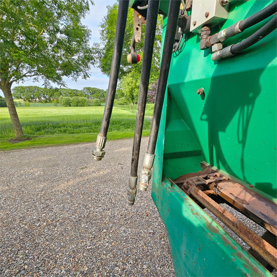 Maquinaria para fertilización Samson SP 15: foto 10