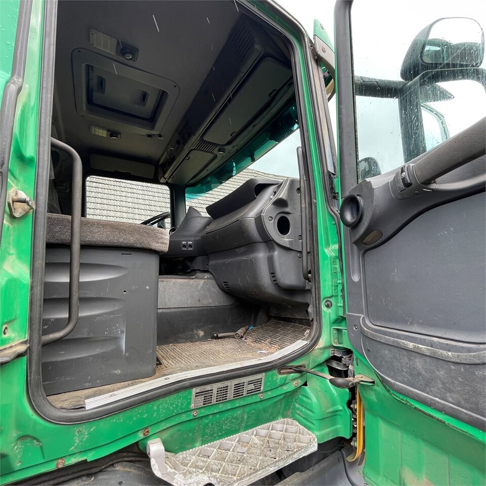 Camión caja abierta Scania 124G: foto 29