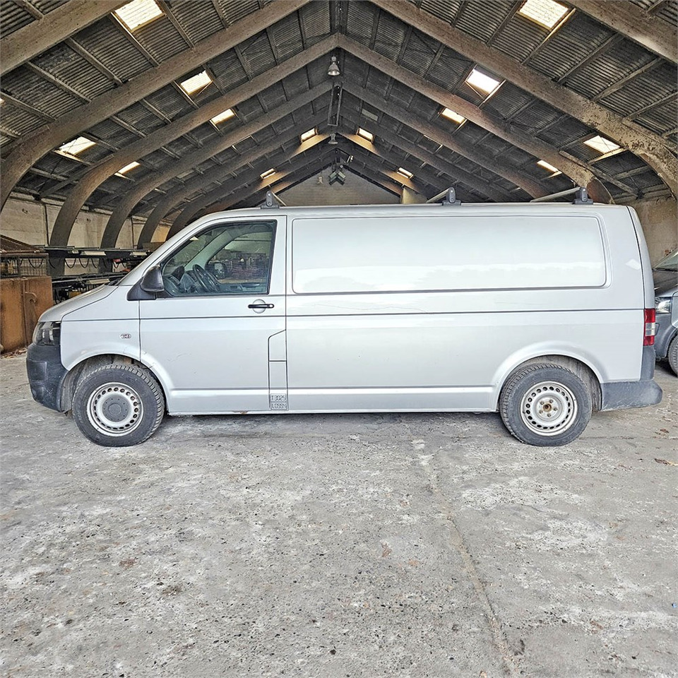 VW Transporter 2,0 Tdi - Furgoneta pequeña: foto 2 VW Transporter 2,0 Tdi - Furgoneta pequeña: foto 2