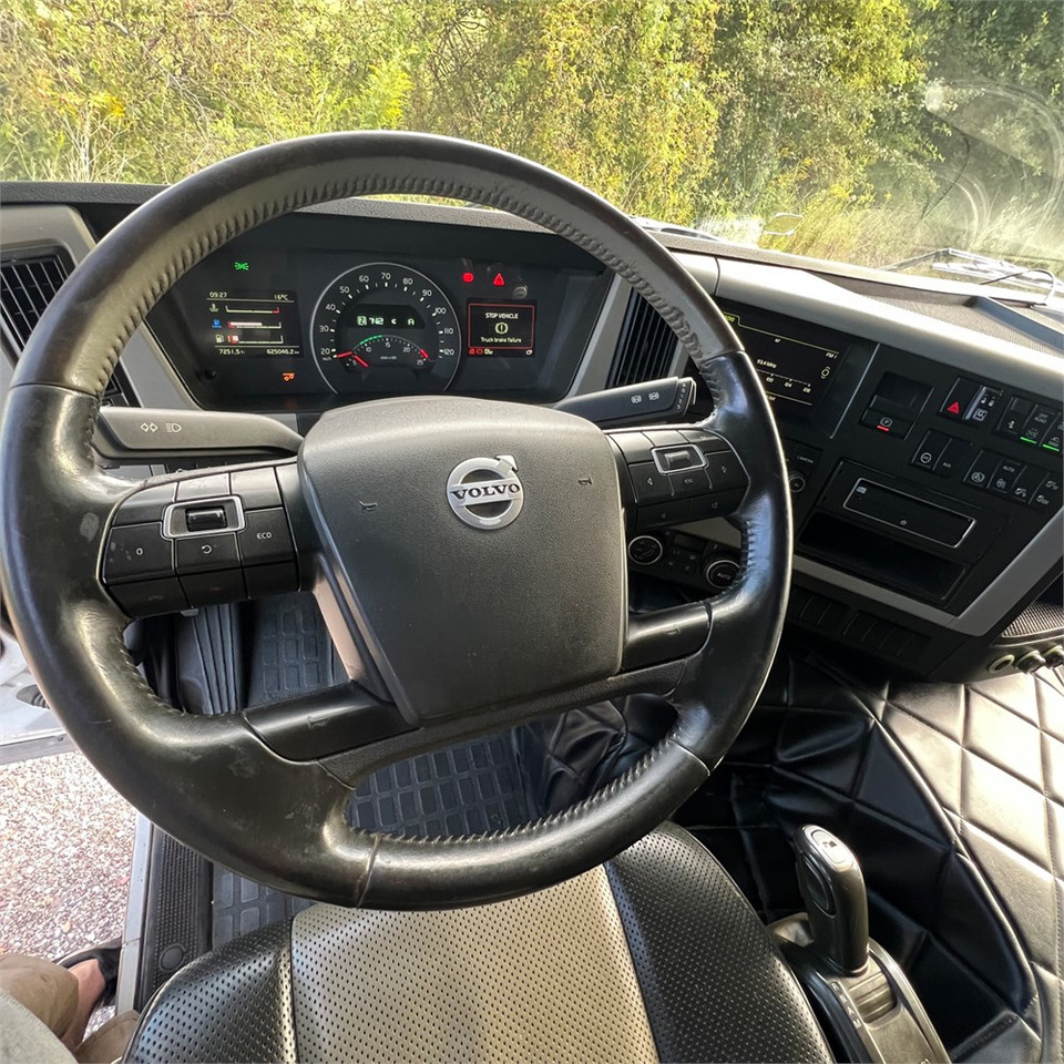 Camión caja abierta, Camión grúa Volvo FM 8x4 500: foto 25