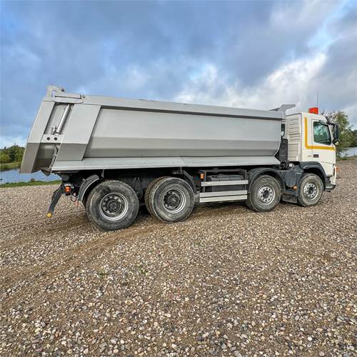 Camión volquete Volvo FM12 460: foto 14