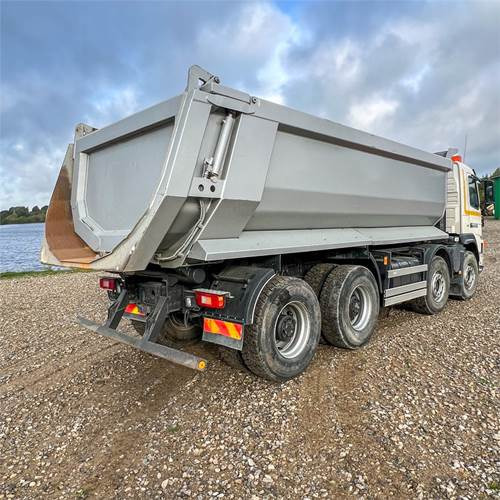 Camión volquete Volvo FM12 460: foto 10