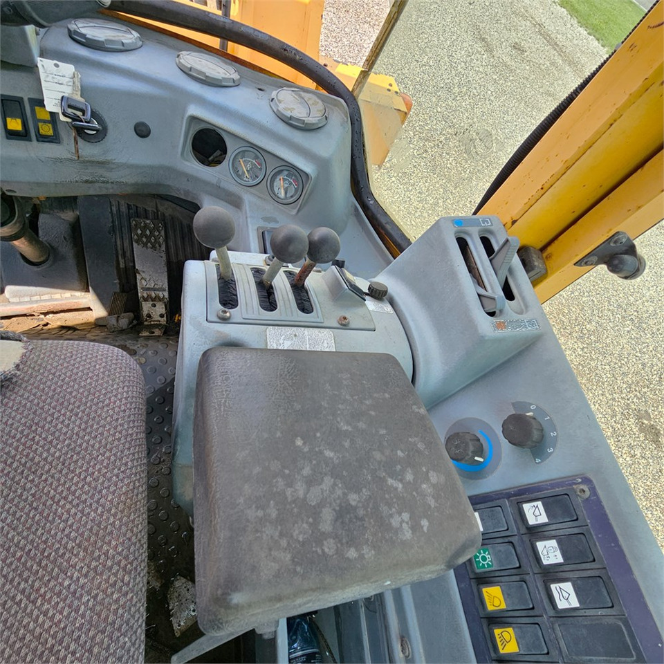 Cargadora de ruedas Volvo L50 C: foto 10 Cargadora de ruedas Volvo L50 C: foto 10