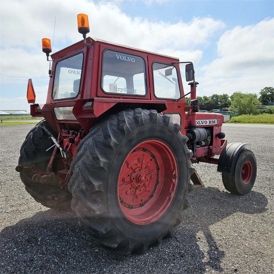 Tractor Volvo T810A: foto 6