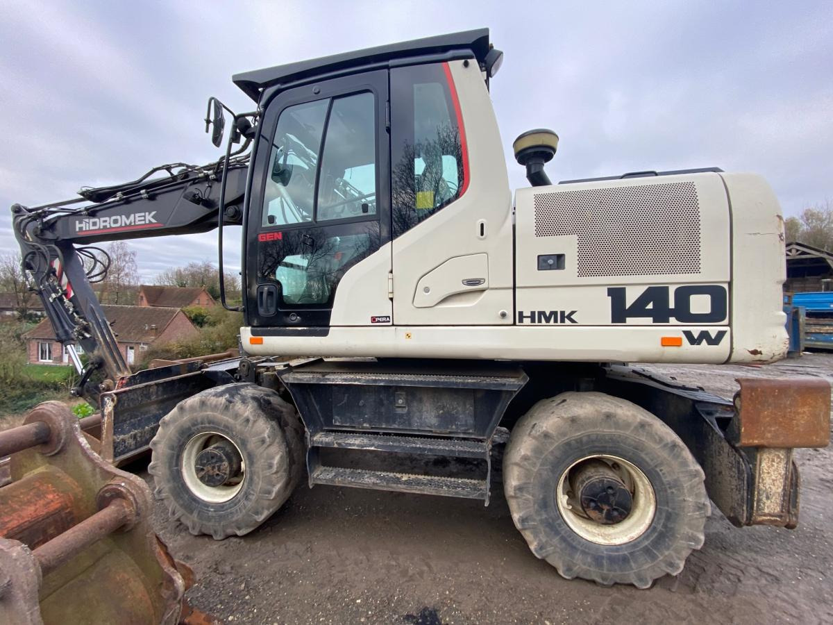 Hidromek HMK 140W-3B - Excavadora de ruedas: foto 1 Hidromek HMK 140W-3B - Excavadora de ruedas: foto 1