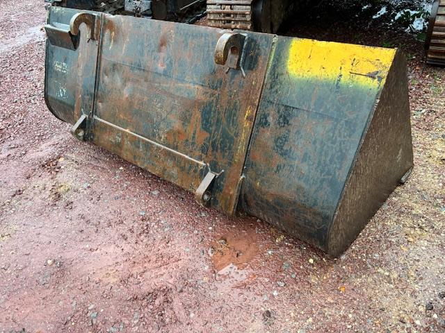 JCB TELESCOPIQUE 2M20 - Cazo cargador: foto 4 JCB TELESCOPIQUE 2M20 - Cazo cargador: foto 4