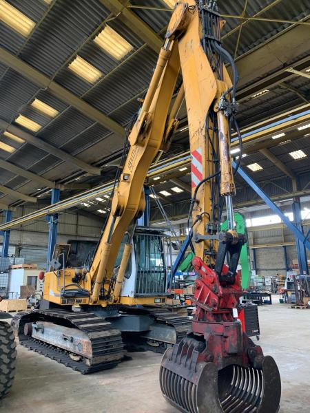 Liebherr R 904C HDSL - Excavadora de cadenas: foto 1 Liebherr R 904C HDSL - Excavadora de cadenas: foto 1