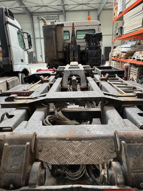 Camión multibasculante Mercedes ACTROS 4141: foto 10 Camión multibasculante Mercedes ACTROS 4141: foto 10