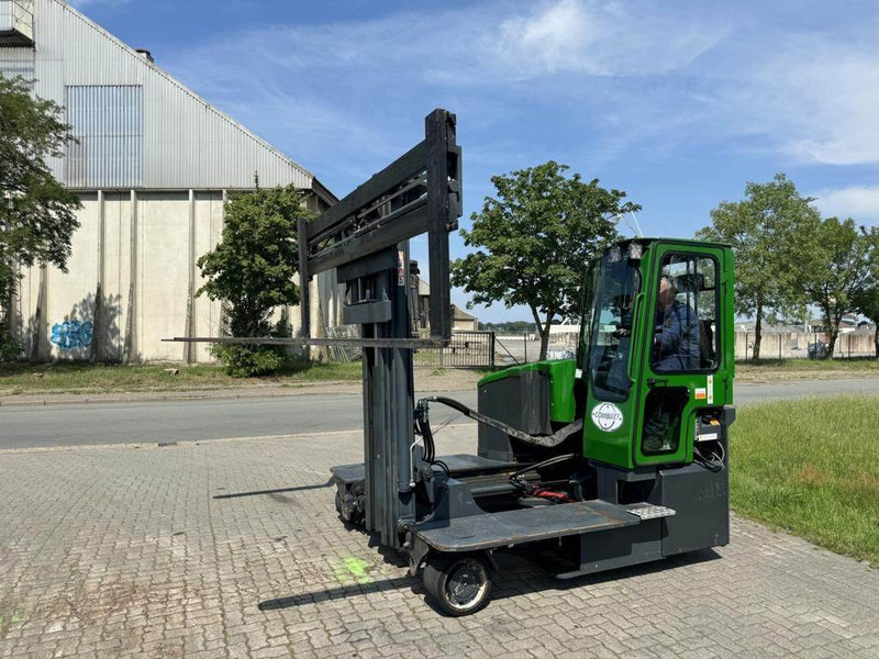 Combilift C4500ET/635D - Carretilla de carga lateral: foto 1 Combilift C4500ET/635D - Carretilla de carga lateral: foto 1