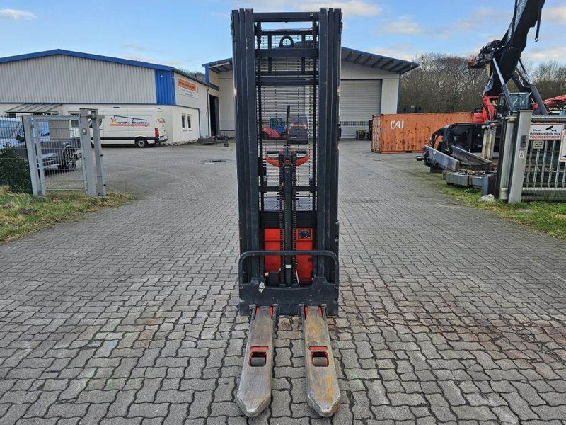 Linde L14AP UVV geprüft - Apilador: foto 4 Linde L14AP UVV geprüft - Apilador: foto 4