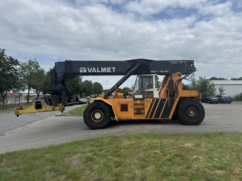 Valmet Kalmar RSD4118-4TL - Reach stacker: foto 3 Valmet Kalmar RSD4118-4TL - Reach stacker: foto 3