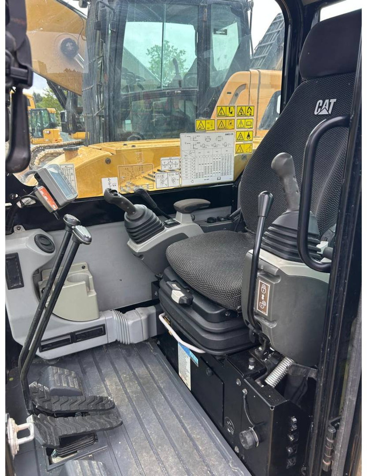 Excavadora de cadenas CAT 308E2 CR: foto 7