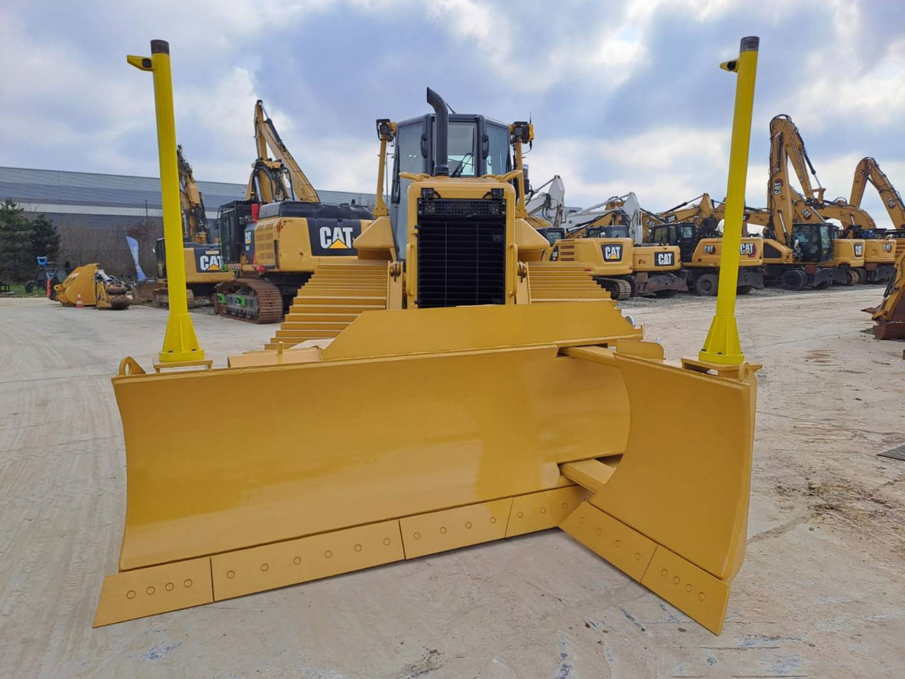 CAT D6NLGP - Bulldozer: foto 4 CAT D6NLGP - Bulldozer: foto 4