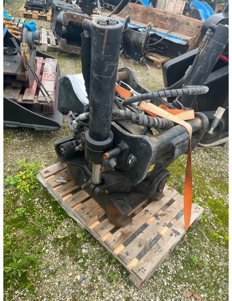 CAT TRS18/S70/S70 - Rotor basculante: foto 2 CAT TRS18/S70/S70 - Rotor basculante: foto 2