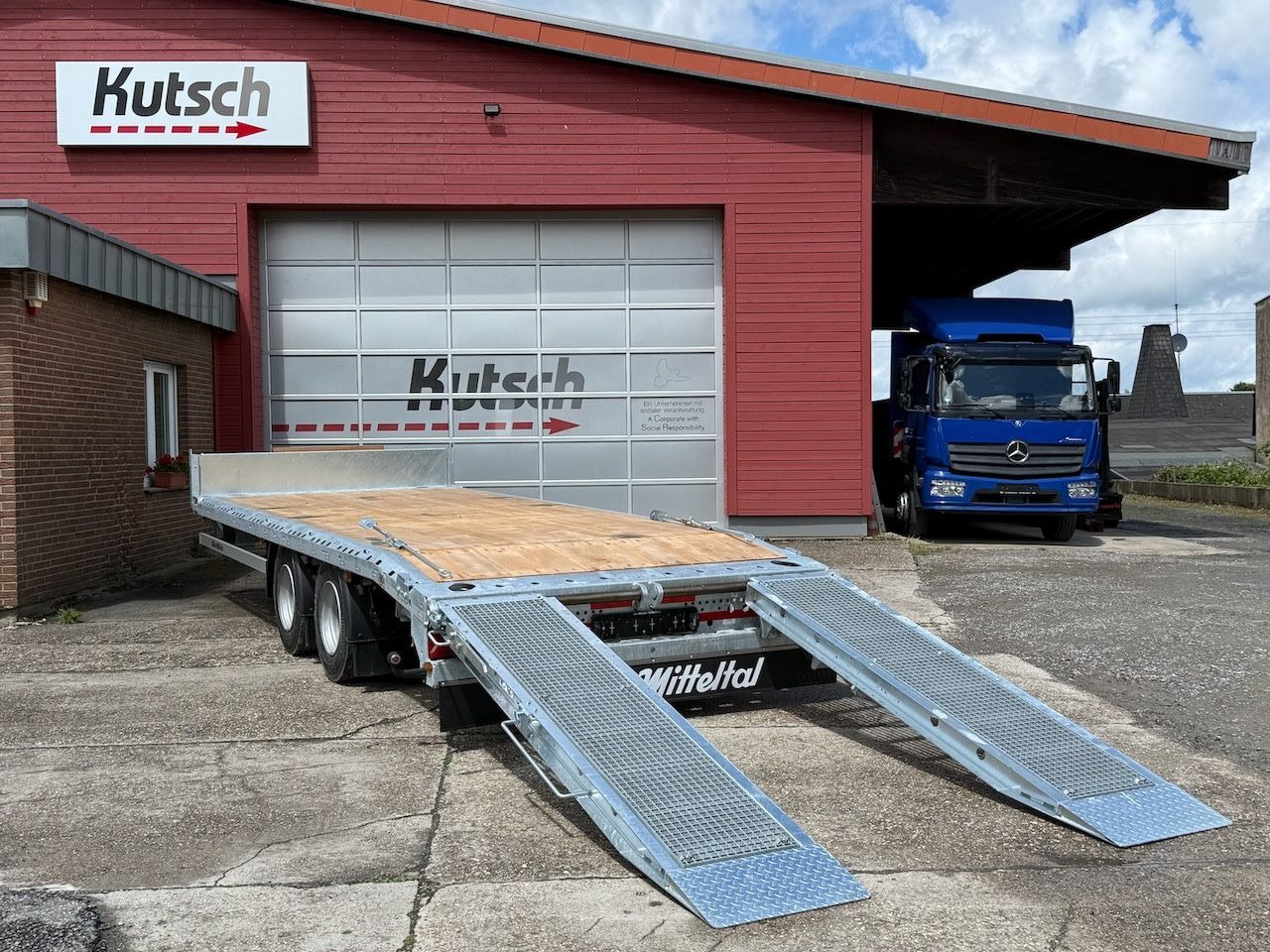 Müller-Mitteltal ETÜTAR 14,4 Tieflader, LED, Runduml. RDÜ - Remolque caja abierta: foto 2 Müller-Mitteltal ETÜTAR 14,4 Tieflader, LED, Runduml. RDÜ - Remolque caja abierta: foto 2
