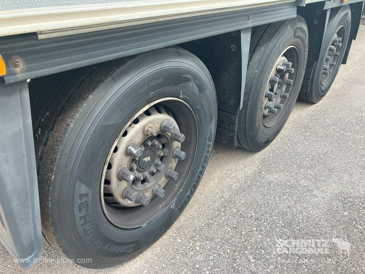 SCHMITZ Semiremolque Frigo Standard - Semirremolque isotérmico: foto 3 SCHMITZ Semiremolque Frigo Standard - Semirremolque isotérmico: foto 3