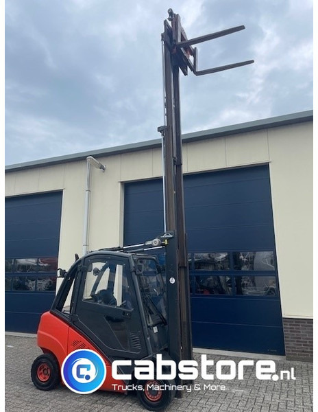 Linde H25D Forklift - Heftruck - Bouwjaar 2011 - Roterende vorkenklem - Freelift - Lifthoogte 480 cm - Carretilla elevadora diésel: foto 5 Linde H25D Forklift - Heftruck - Bouwjaar 2011 - Roterende vorkenklem - Freelift - Lifthoogte 480 cm - Carretilla elevadora diésel: foto 5