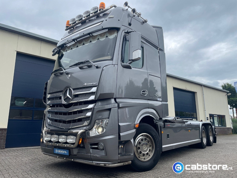 Mercedes-Benz Actros 3363 6x2 Containersysteem - Euro 6 - Bouwjaar 2014 - VDL 21 Ton Haakarmsysteem - 630 Pk Euro 6 - NL Truck - Camión multibasculante: foto 2 Mercedes-Benz Actros 3363 6x2 Containersysteem - Euro 6 - Bouwjaar 2014 - VDL 21 Ton Haakarmsysteem - 630 Pk Euro 6 - NL Truck - Camión multibasculante: foto 2