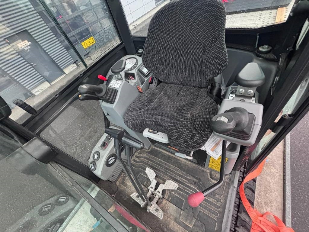 Bobcat E20Z vain 113h ajettu - Miniexcavadora: foto 3 Bobcat E20Z vain 113h ajettu - Miniexcavadora: foto 3