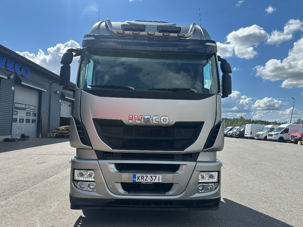 Iveco Stralis AS440S560 6x2 - Cabeza tractora: foto 2 Iveco Stralis AS440S560 6x2 - Cabeza tractora: foto 2
