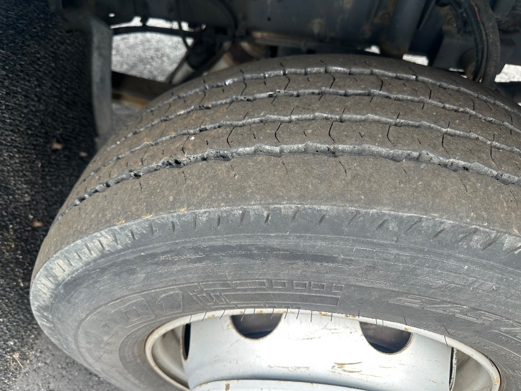 DAF 55.180 henkilönostin - Camión grúa: foto 5 DAF 55.180 henkilönostin - Camión grúa: foto 5