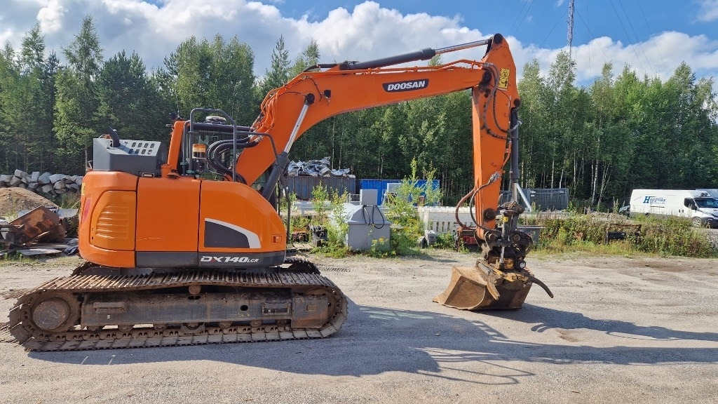 Doosan DX 140 LCR - Excavadora de cadenas: foto 2 Doosan DX 140 LCR - Excavadora de cadenas: foto 2