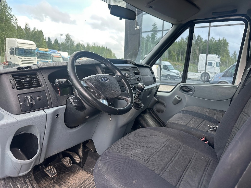 Ford Transit T350 4X4 huoltohyllyt - Furgón: foto 5 Ford Transit T350 4X4 huoltohyllyt - Furgón: foto 5