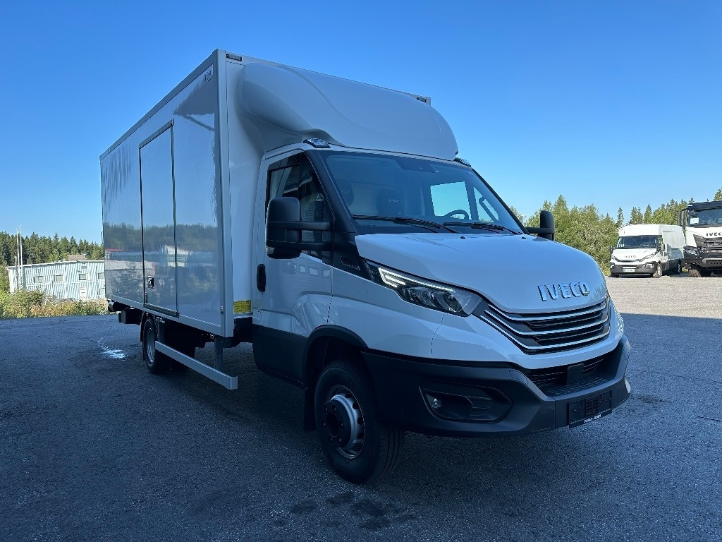 Iveco Daily 72C18 A8 - Furgoneta caja cerrada: foto 3 Iveco Daily 72C18 A8 - Furgoneta caja cerrada: foto 3