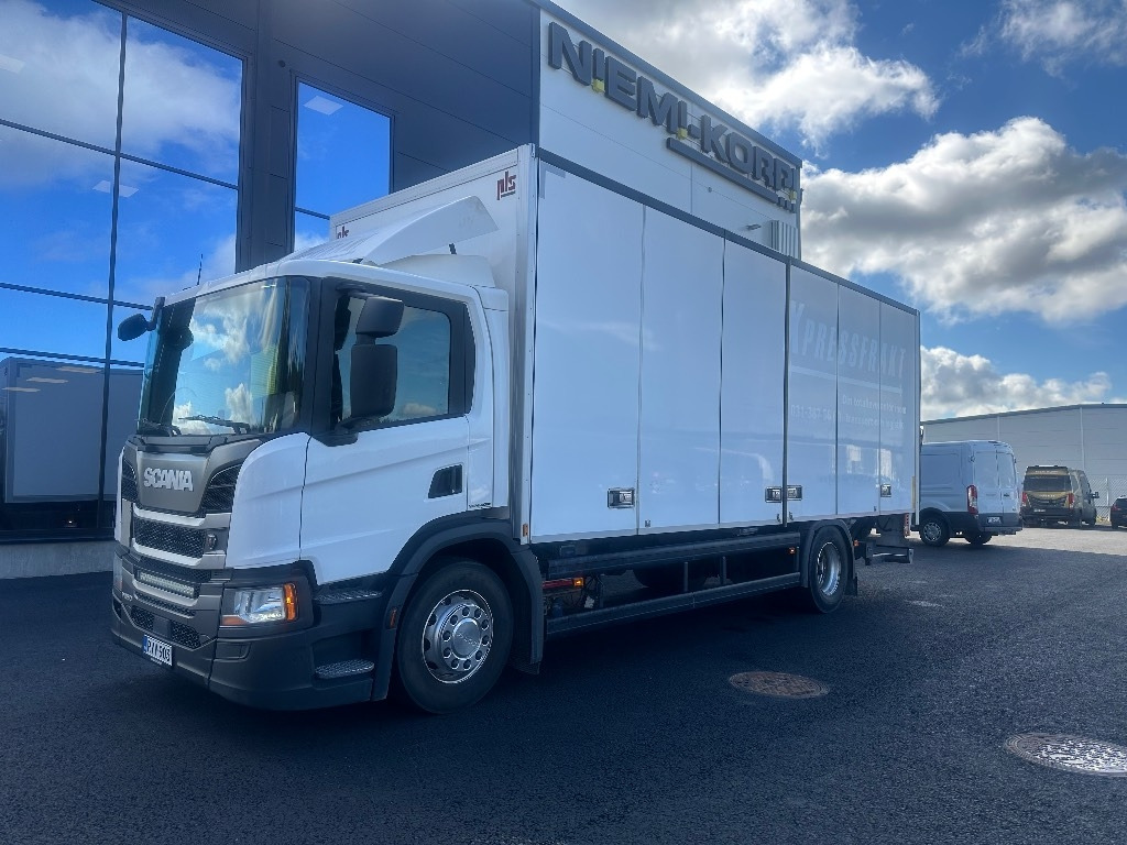 Scania P250  - Camión caja cerrada: foto 1 Scania P250  - Camión caja cerrada: foto 1